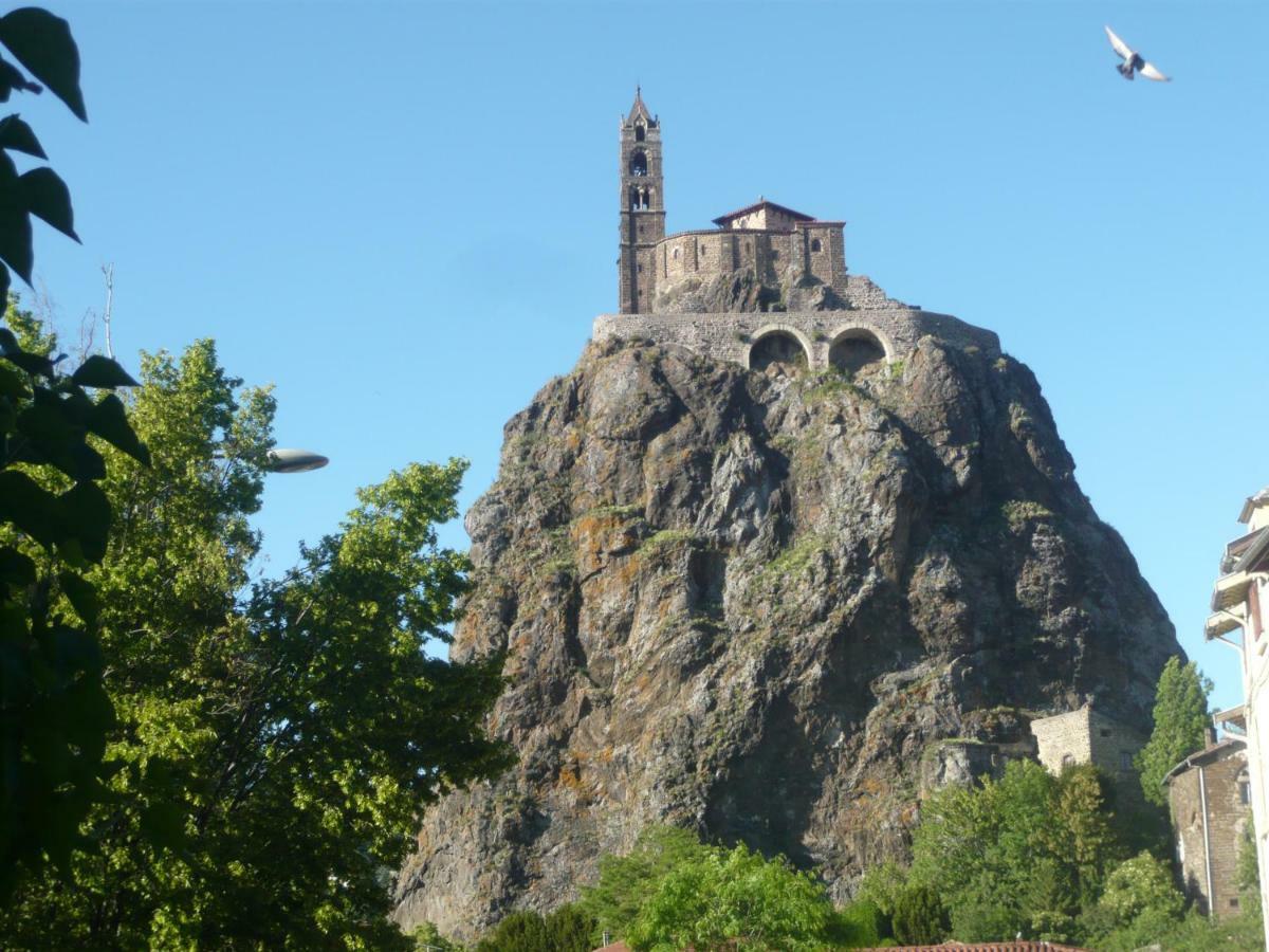 Le Petit Dyke Lägenhet Le Puy-en-Velay Exteriör bild