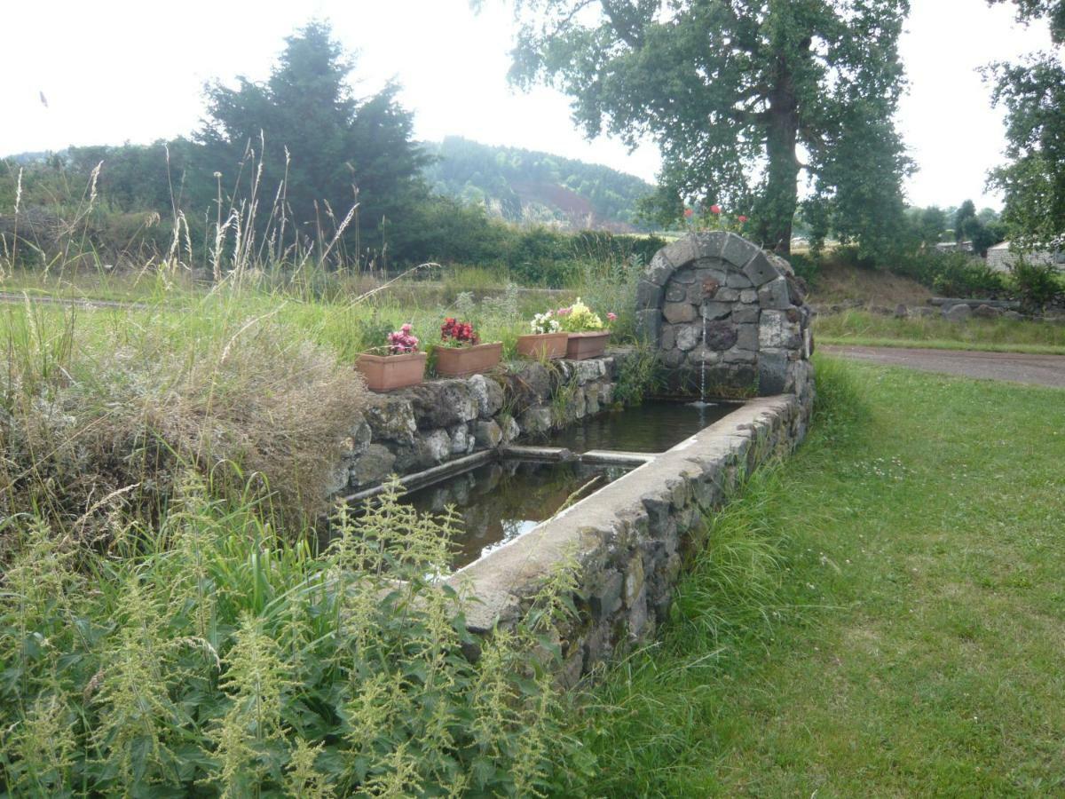 Le Petit Dyke Lägenhet Le Puy-en-Velay Exteriör bild